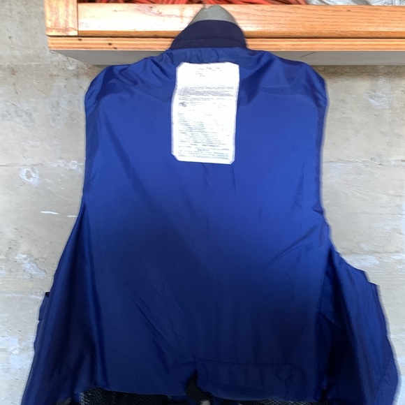 Sport Vest - Picture 3 of 5